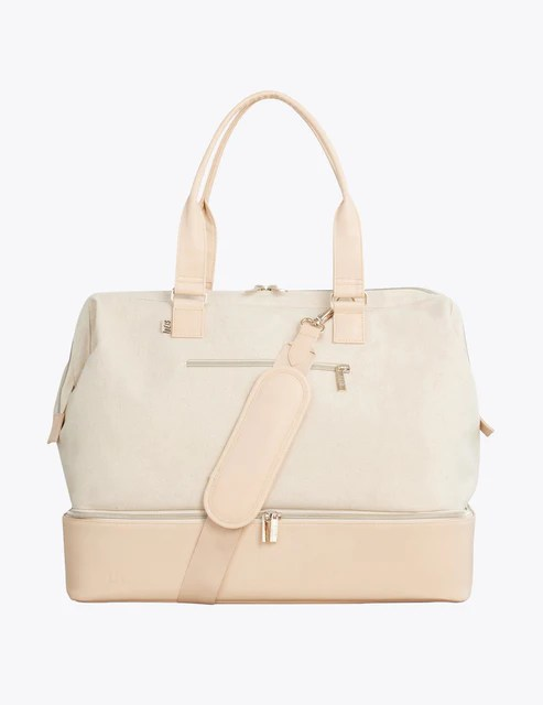 Hurry—Now’s Your Chance To Score a Béis Coveted Weekender Bag for Nearly Half Off