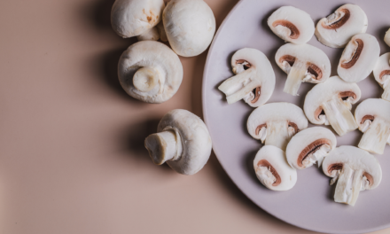 These Are the Types of Mushrooms a Dietitian and Chef Want You To *Dig* Into This Season